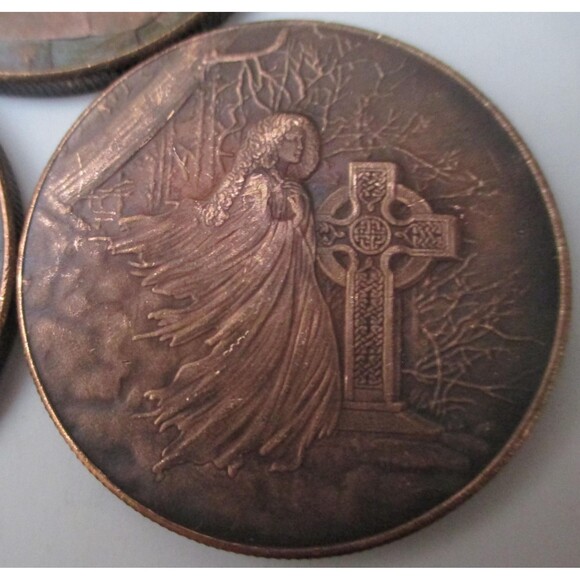 Beautiful ANTIGUE DARK TONE Celtic 1 OZ Copper Rounds Complete Set OF FIVE - Picture 6 of 7